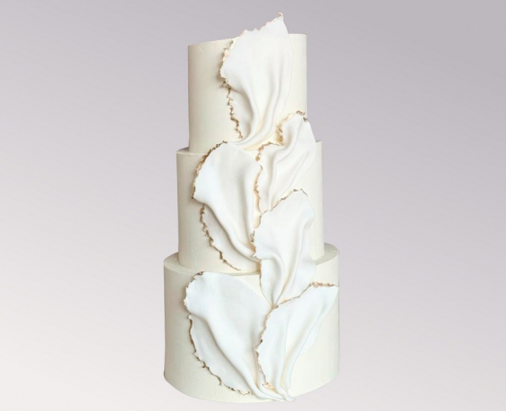 Торт трехярусный "Нежность" на заказ в Екатеринбурге. Свадебные торты - от кондитерской фабрики "9 Островов"