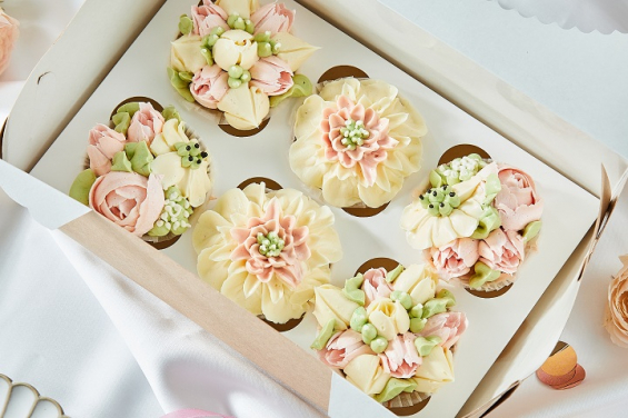 Капкейки "Рандеву" на заказ в Екатеринбурге. ТОРТЫ К 8 МАРТА - от кондитерской фабрики "9 Островов"